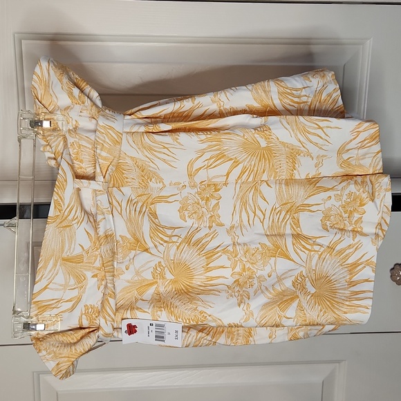 Ophelia Roe,  NWT,  Women's Shorts, Size 1x, White and yellow 💛 - Picture 5 of 8